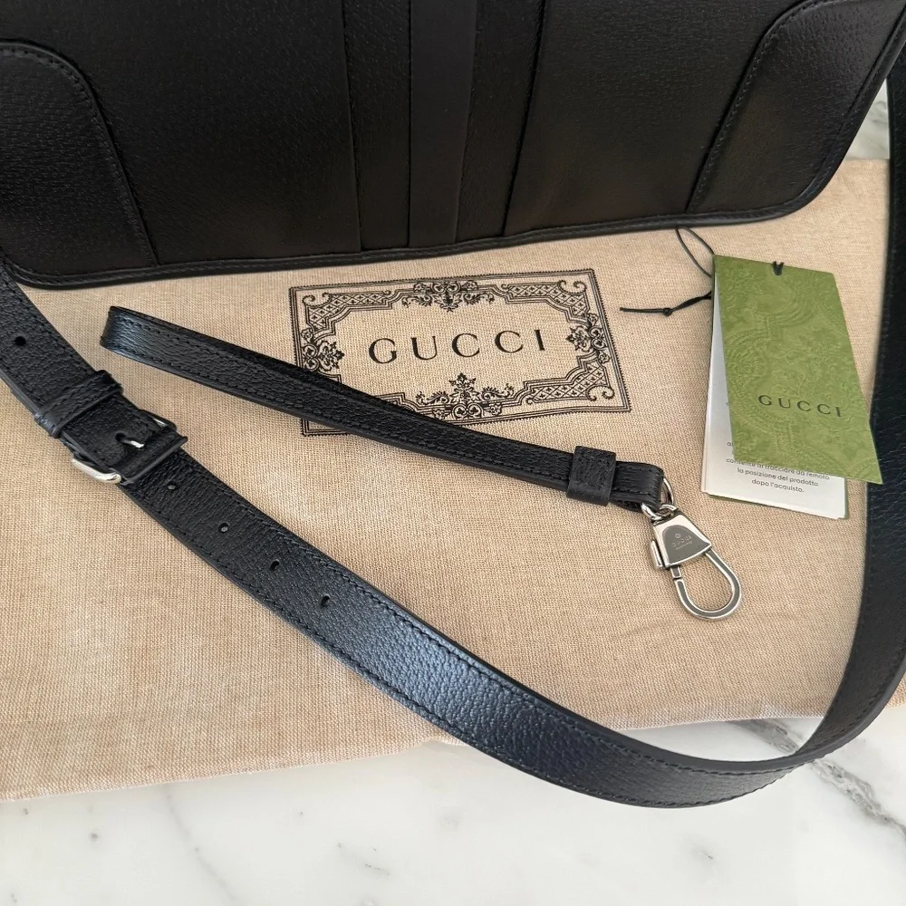 Gucci 735111 Unisex Black‎ Saffiano Leather Messenger Bag